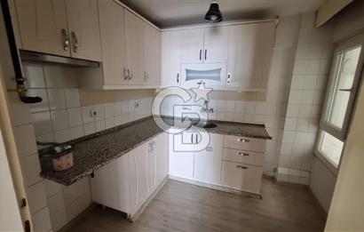 Bayraklı Sevgi Yolu'nda Merkezi Konumlu Kiralık 2+1 Daire