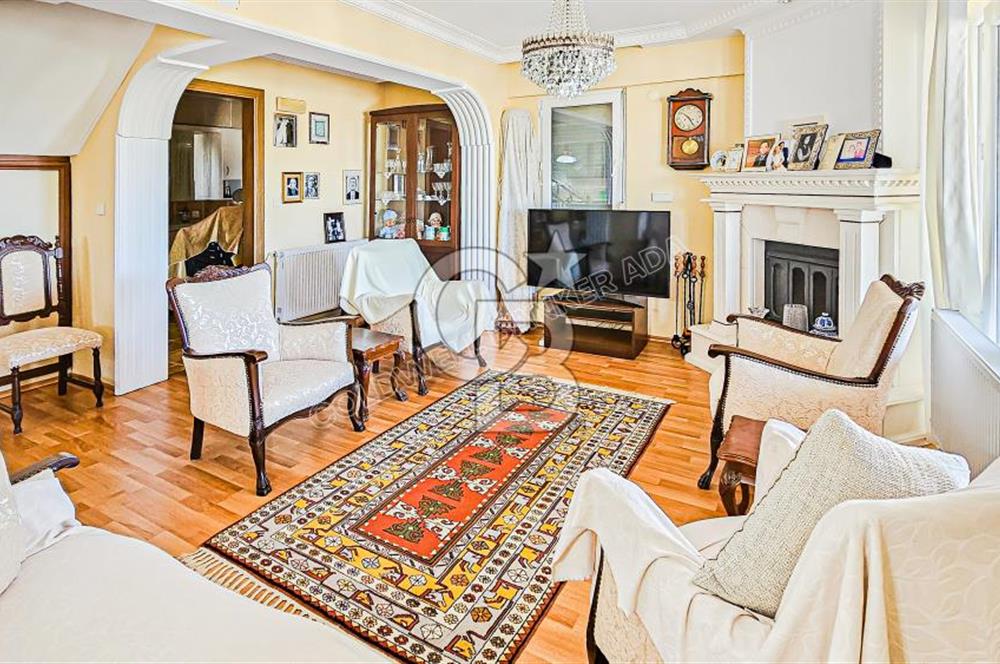 Kuşadası Deniz Manzaralı 7+2 Müstakil Villa