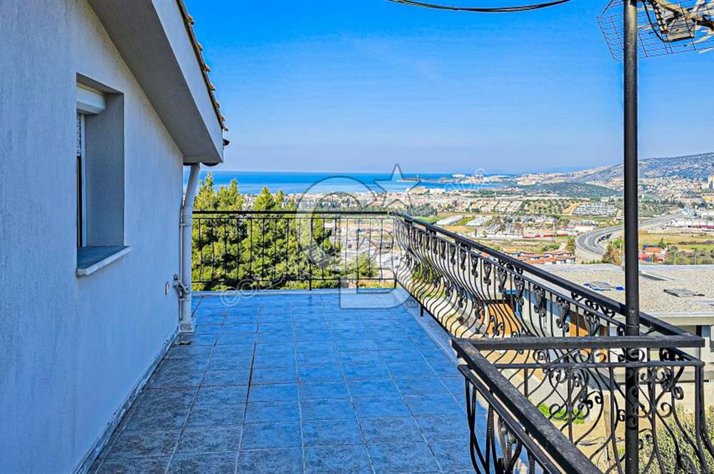 Kuşadası Deniz Manzaralı 7+2 Müstakil Villa