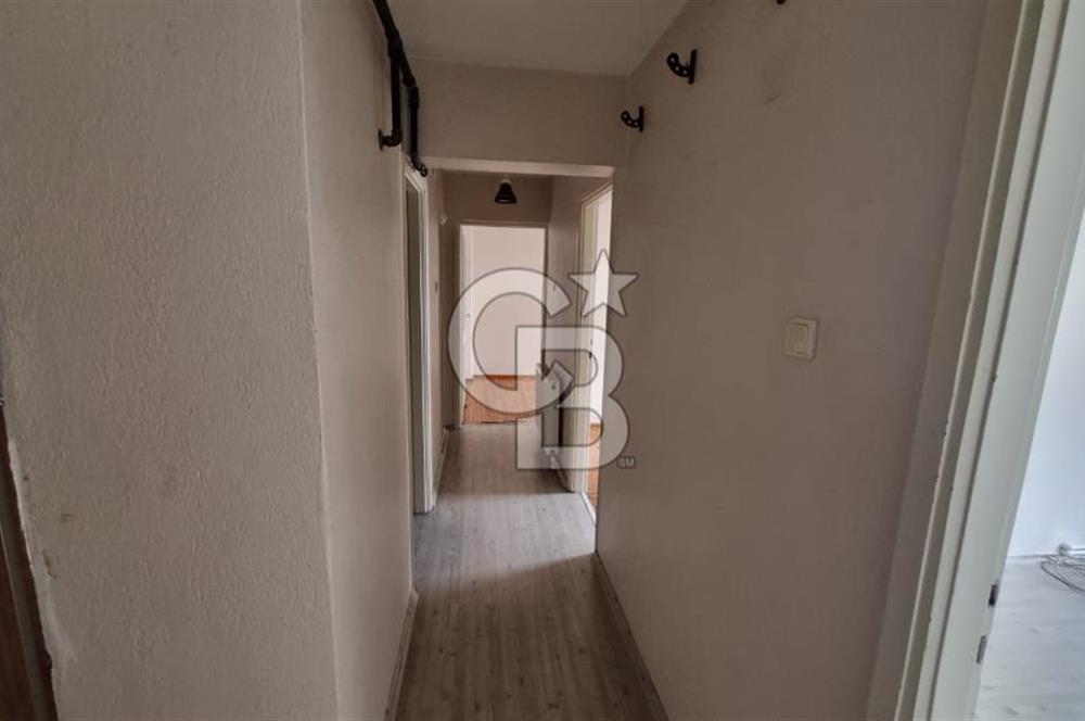 Bayraklı Sevgi Yolu'nda Merkezi Konumlu Kiralık 2+1 Daire