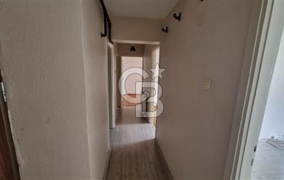 Bayraklı Sevgi Yolu'nda Merkezi Konumlu Kiralık 2+1 Daire