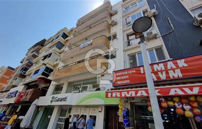 Bayraklı Sevgi Yolu'nda Merkezi Konumlu Kiralık 2+1 Daire