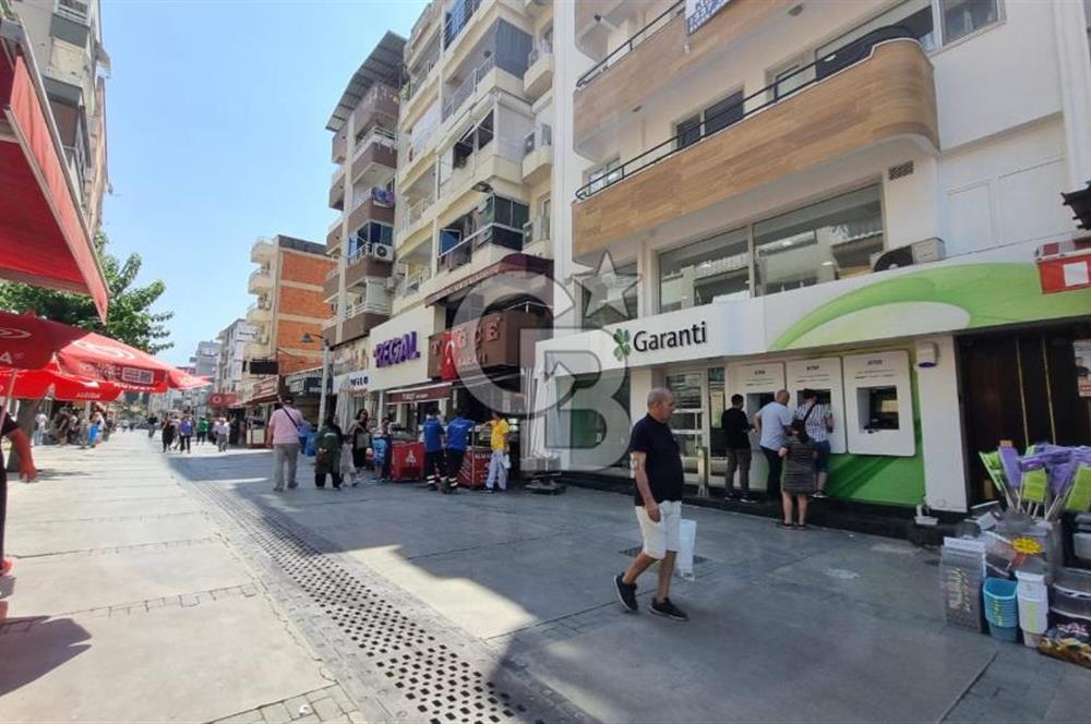 Bayraklı Sevgi Yolu'nda Merkezi Konumlu Kiralık 2+1 Daire