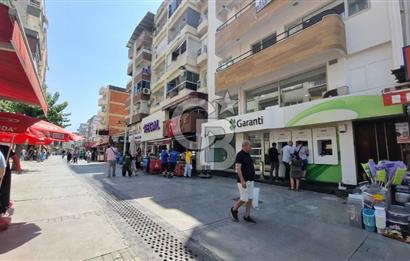 Bayraklı Sevgi Yolu'nda Merkezi Konumlu Kiralık 2+1 Daire