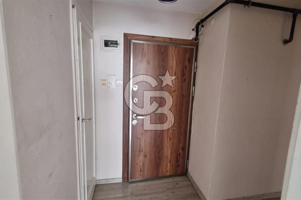 Bayraklı Sevgi Yolu'nda Merkezi Konumlu Kiralık 2+1 Daire