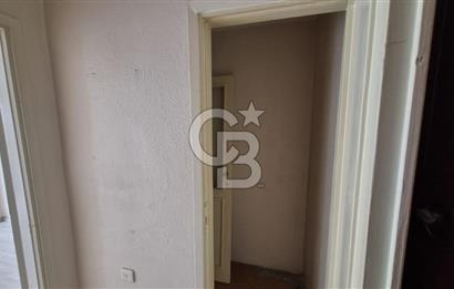 Bayraklı Sevgi Yolu'nda Merkezi Konumlu Kiralık 2+1 Daire