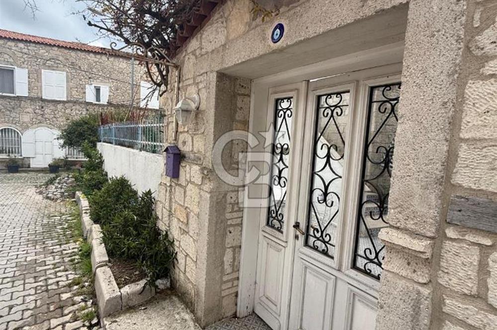 EVONA'DAN ALAÇATI MERKEZDE KİRALIK OTEL