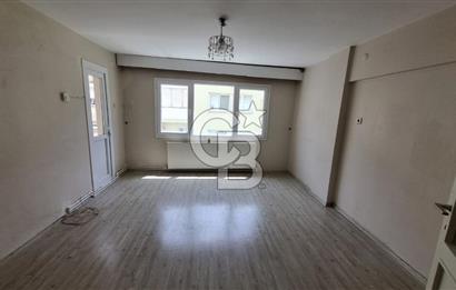 Bayraklı Sevgi Yolu'nda Merkezi Konumlu Kiralık 2+1 Daire