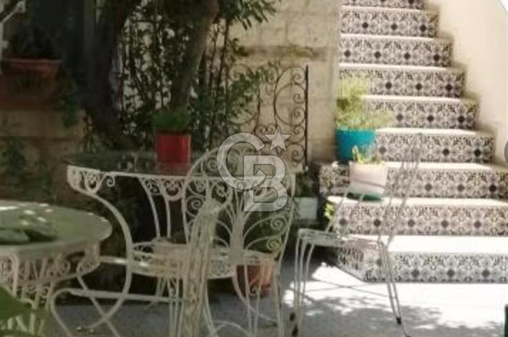 EVONA'DAN ALAÇATI MERKEZDE KİRALIK OTEL