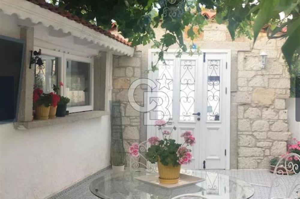 EVONA'DAN ALAÇATI MERKEZDE KİRALIK OTEL