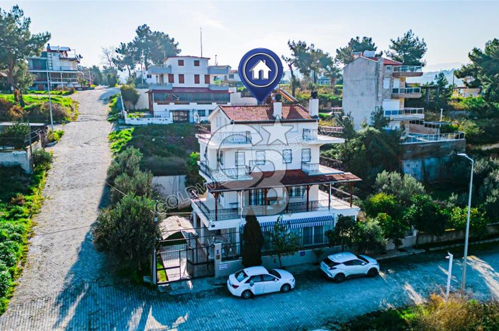 Kuşadası Deniz Manzaralı 7+2 Müstakil Villa