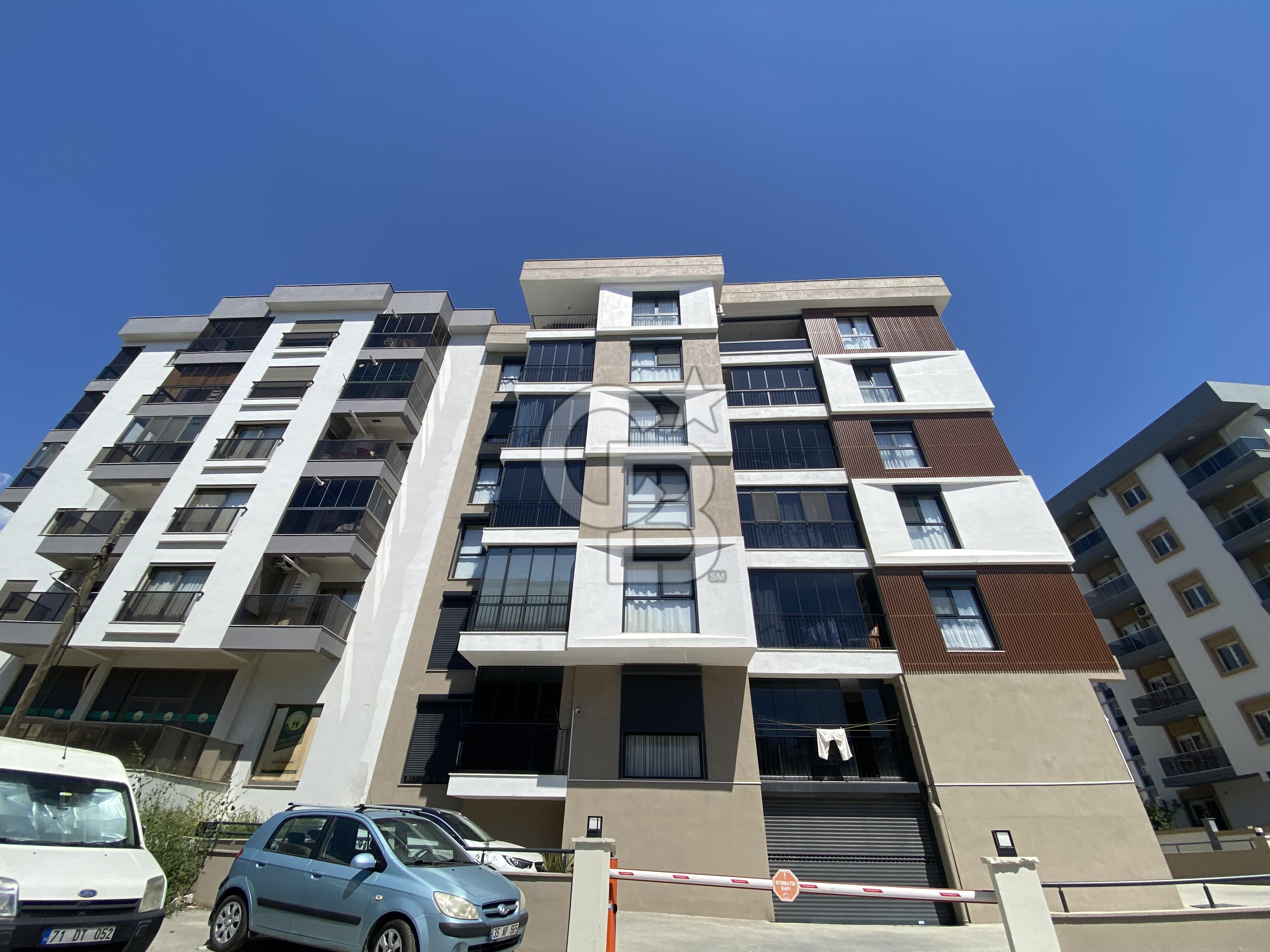 Bornova Erzene'de Satılık Modern 3+1 Lüks Daire