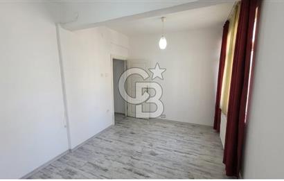İZMİT ÇARŞI MERKEZ MANZARALI - TERASLI SATILIK 3+1 DAİRE