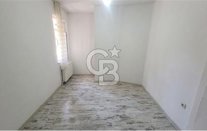 İZMİT ÇARŞI MERKEZ MANZARALI - TERASLI SATILIK 3+1 DAİRE