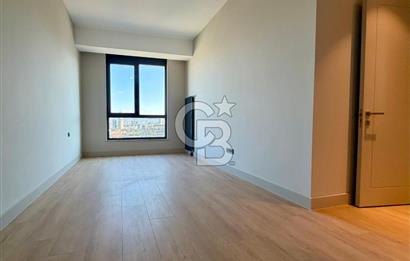AYLİN BERENT'TEN EVORA İZMİR'DE PEYZAJ -DENİZ MANZARALI DAİRE