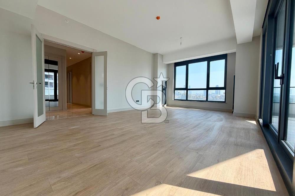 AYLİN BERENT'TEN EVORA İZMİR'DE PEYZAJ -DENİZ MANZARALI DAİRE