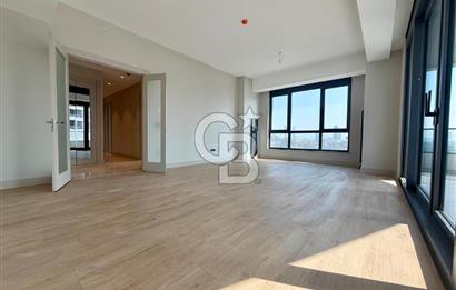 AYLİN BERENT'TEN EVORA İZMİR'DE PEYZAJ -DENİZ MANZARALI DAİRE