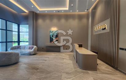 AYLİN BERENT'TEN EVORA İZMİR'DE PEYZAJ MANZARALI KİRALIK DAİRE