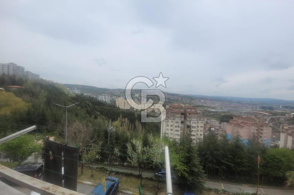 İZMİT AKÇAKOCA KONUTLARINDA ARA KAT SATILIK 3+1 DAİRE