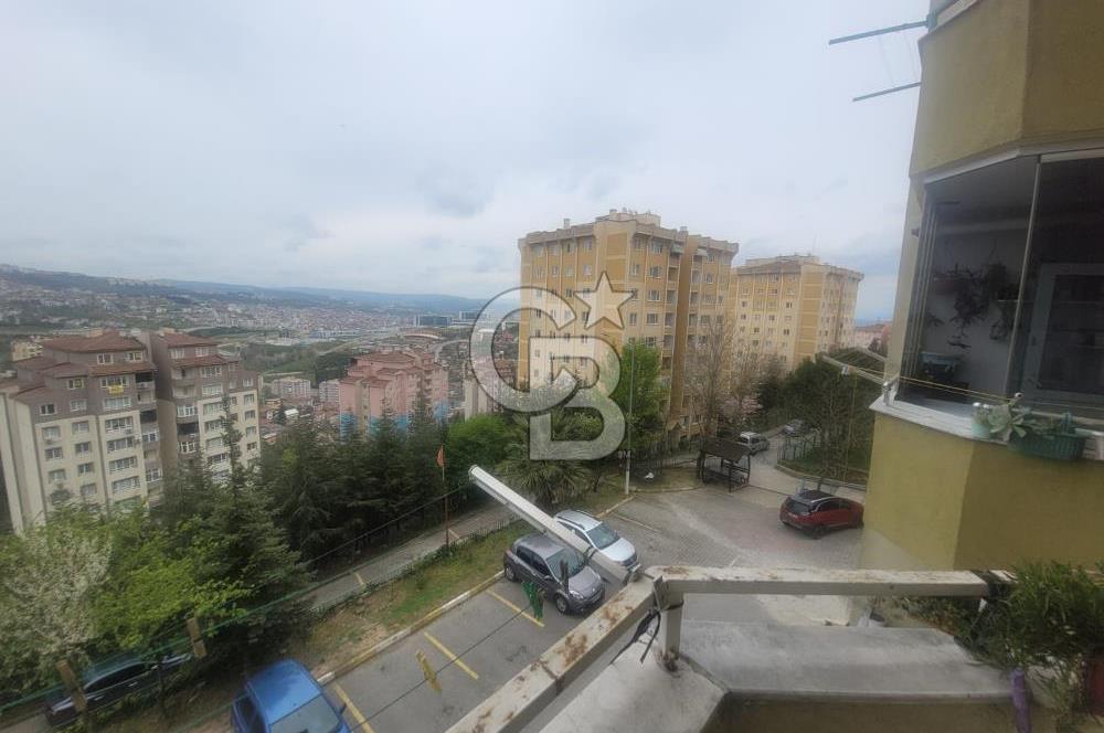 İZMİT AKÇAKOCA KONUTLARINDA ARA KAT SATILIK 3+1 DAİRE