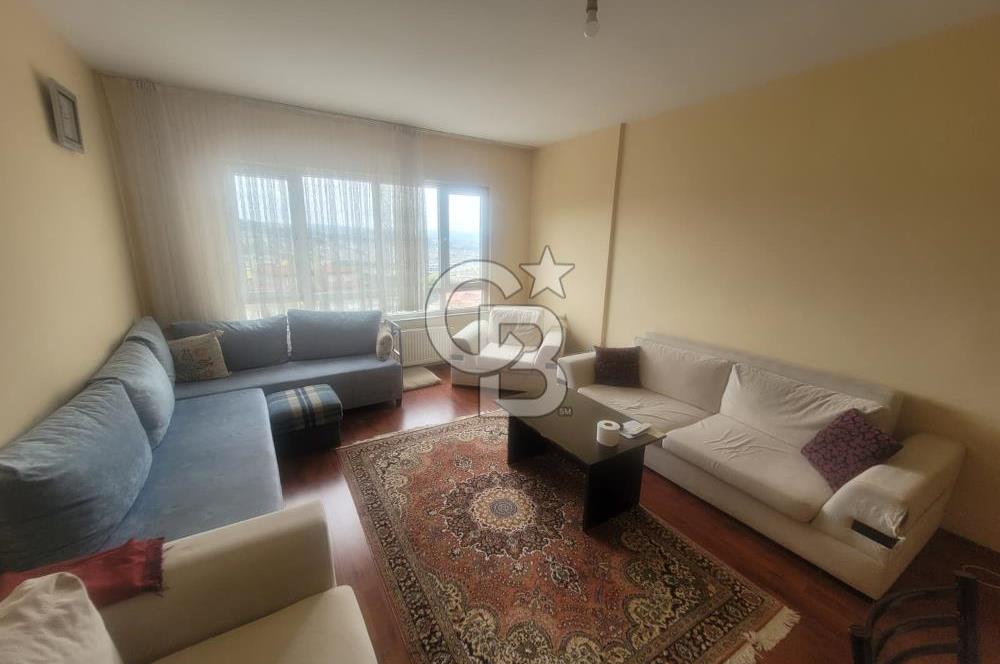 İZMİT AKÇAKOCA KONUTLARINDA ARA KAT SATILIK 3+1 DAİRE