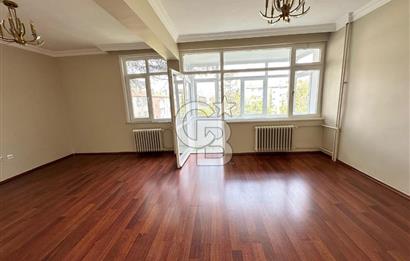 Ataköy 4.Kısım O Bloklarda, Bakımlı,Temiz Kiralık 2+1 Daire
