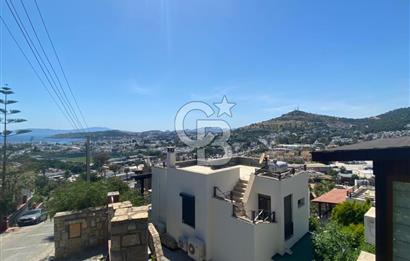 Bodrum Yokuşbaşı'nda Deniz Manzaralı 3+1 Bahçe Dubleksi