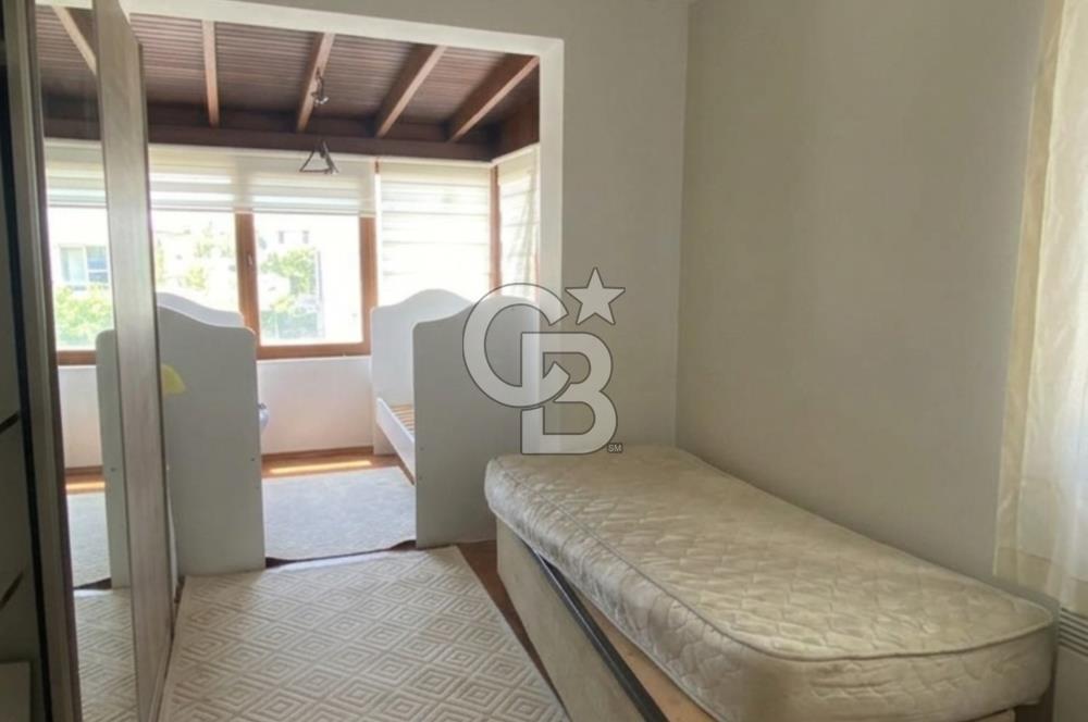Bodrum Yokuşbaşı'nda Deniz Manzaralı 3+1 Bahçe Dubleksi