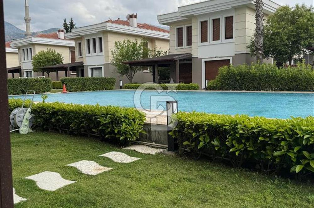 EVONA'DAN GÜZELYURT CUMBALI KONAKLARINDA 6+1 TEK MÜSTAKİL VİLLA