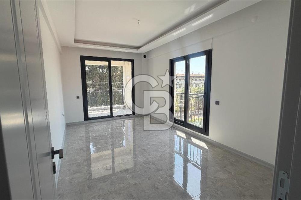 EVONADAN ÜÇPINARDA MÜSTAKİL HAVUZLU 3+1 DUBLEKS SATILIK VİLLA