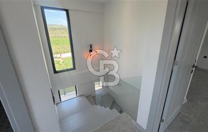 EVONADAN ÜÇPINARDA MÜSTAKİL HAVUZLU 3+1 DUBLEKS SATILIK VİLLA
