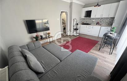 Karşıyaka Alaybey’de Eşyalı Satılık 1+1 Daire
