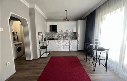 Karşıyaka Alaybey’de Eşyalı Satılık 1+1 Daire