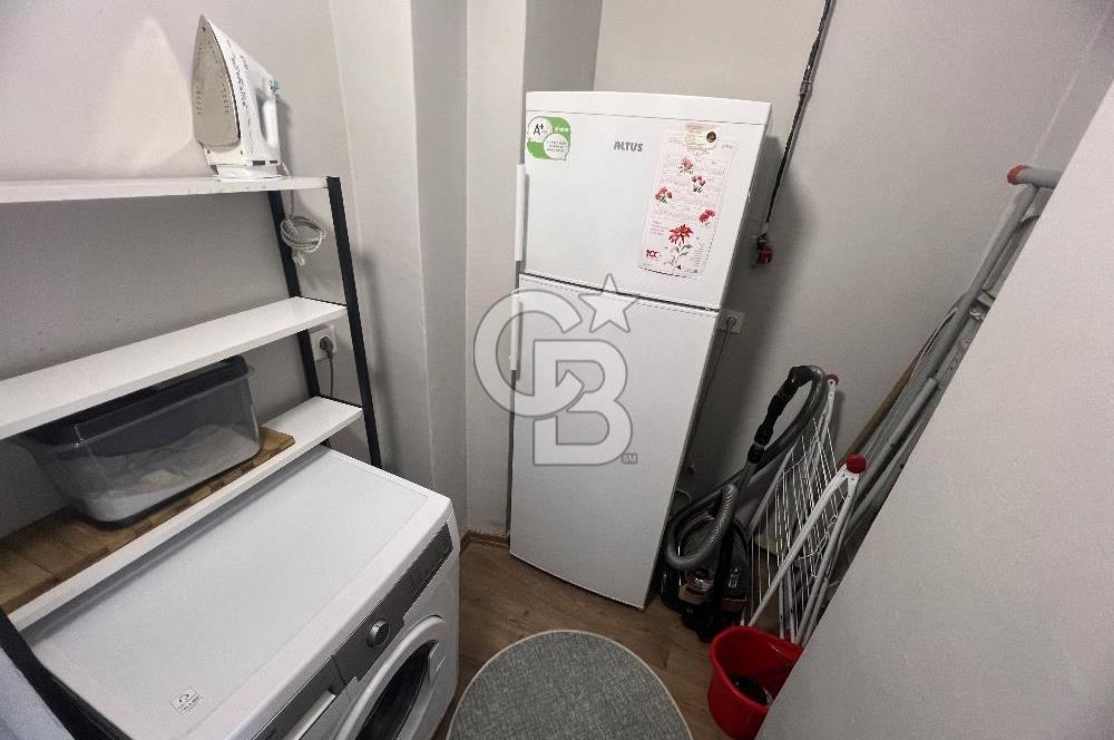 Karşıyaka Alaybey’de Eşyalı Satılık 1+1 Daire