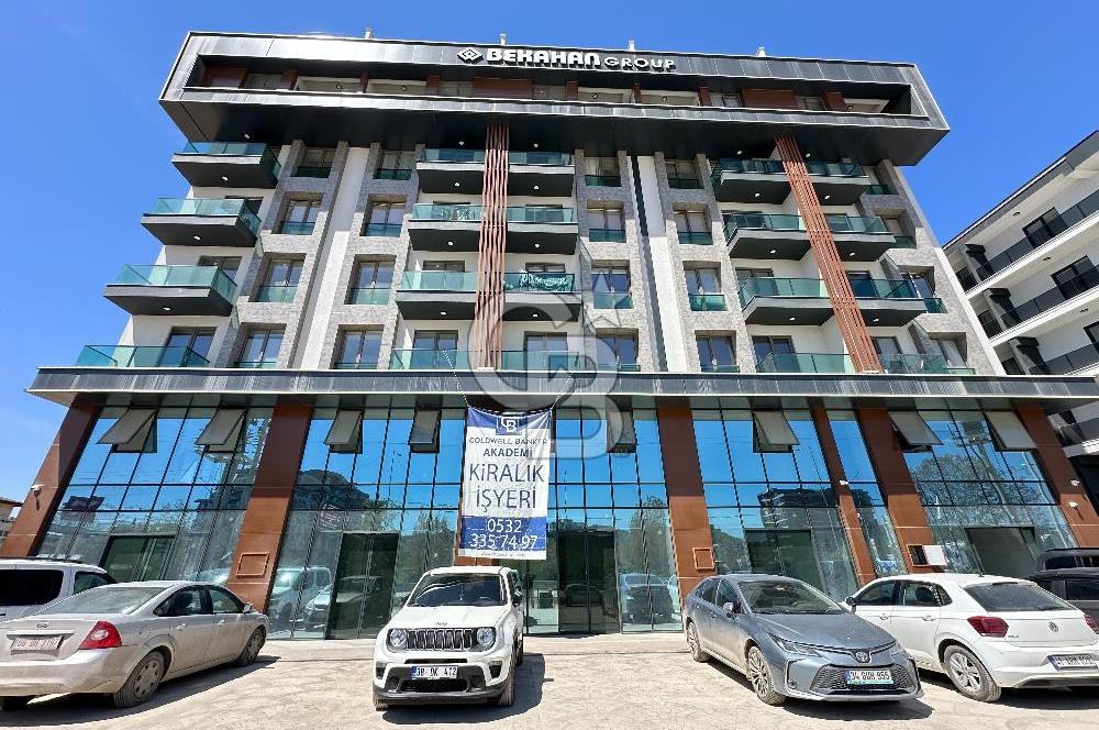 YEŞİLOVA DIAMOND Q REZİDANS KİRALIK YOLA CEPHE EŞYALI 1+1 DAİRE