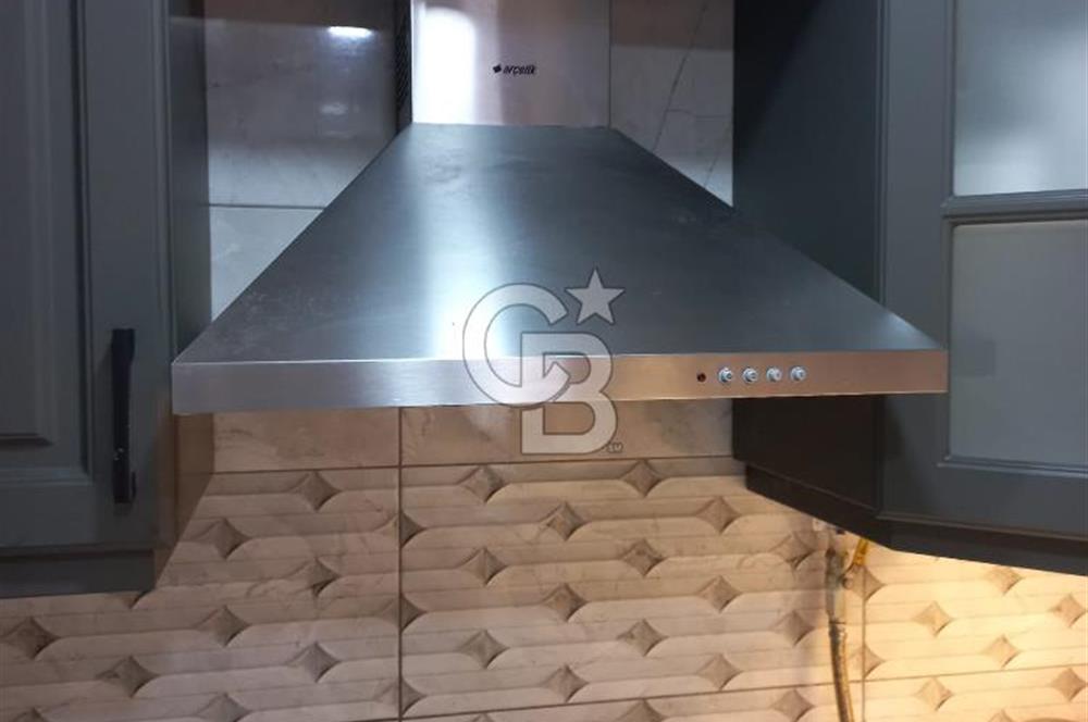 Fatih Ana Cadde Üzeri Satılık 2+1 Eşyalı Daire