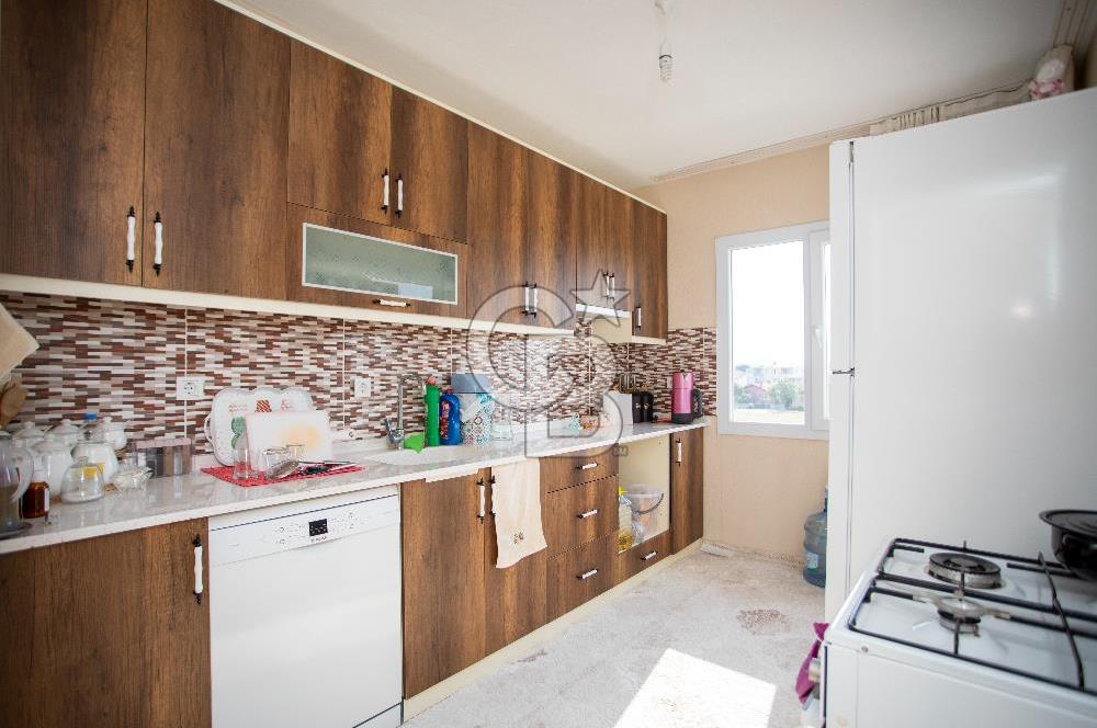 Foça Bağarası Hacıveli Mah. Satılık 3+1 Kapalı Mutfaklı Daire