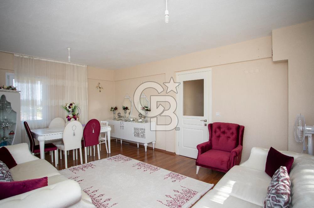 Foça Bağarası Hacıveli Mah. Satılık 3+1 Kapalı Mutfaklı Daire