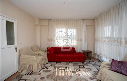 Foça Bağarası Hacıveli Mah. Satılık 3 Katlı Bina