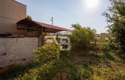 Foça Bağarası Hacıveli Mah. Satılık 3 Katlı Bina