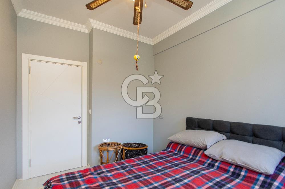 Foça Yenibağarası Mah. Satılık 2+1 Bahçe Katı Daire