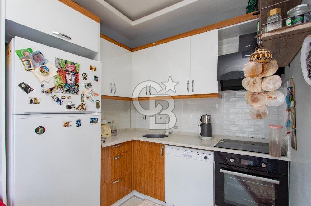 Foça Yenibağarası Mah. Satılık 2+1 Bahçe Katı Daire