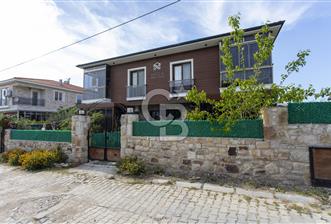 Foça Yenibağarası Mah. Satılık 2+1 Bahçe Katı Daire - 2 - 347241