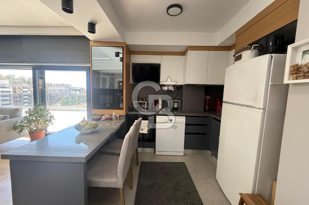 ÇİĞLİ BALATÇIK AZEL DELUXE SİTESİ'NDE TERASLI LÜKS SATILIK 2+1 DAİRE