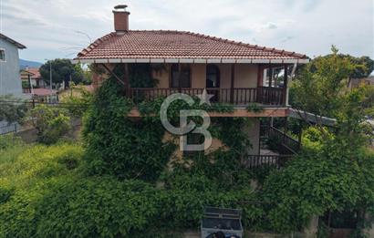 İzmir Narlıdere Altınevler mahallesinde satılık müstakil 7+1 villa 