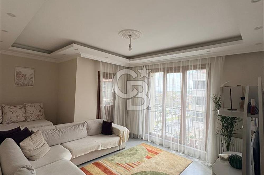 KARLIBAYIRDA MERKEZİ KONUMDA 3+1 ARA KAT DAİRE