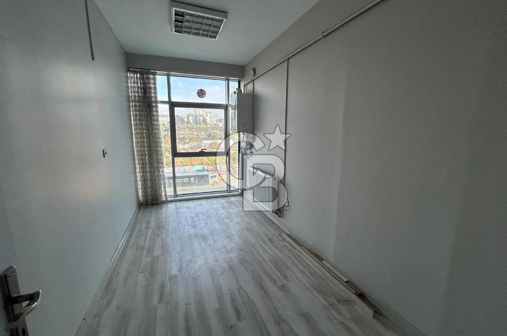 Tuzla Hatboyu Caddesinde Belediye karşısı 1+1 Kiralık Ofis