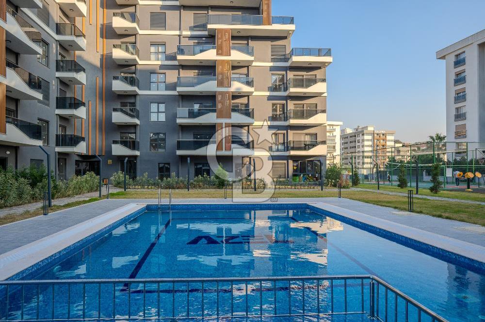 ÇİĞLİ BALATÇIK AZEL DELUXE SİTESİ'NDE TERASLI LÜKS SATILIK 2+1 DAİRE