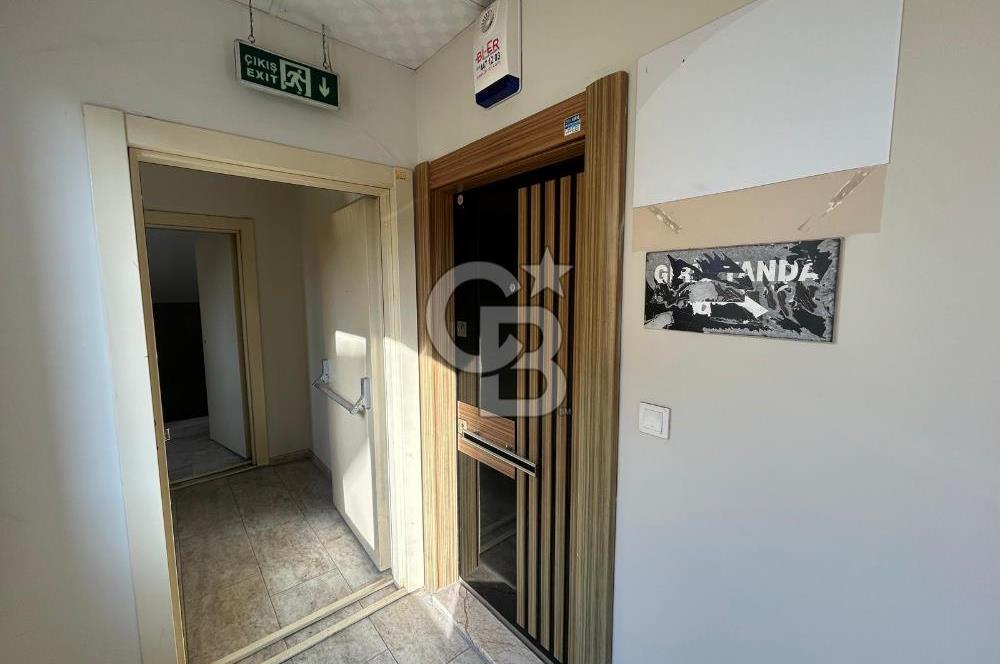 Tuzla Hatboyu Caddesinde Belediye karşısı 1+1 Kiralık Ofis