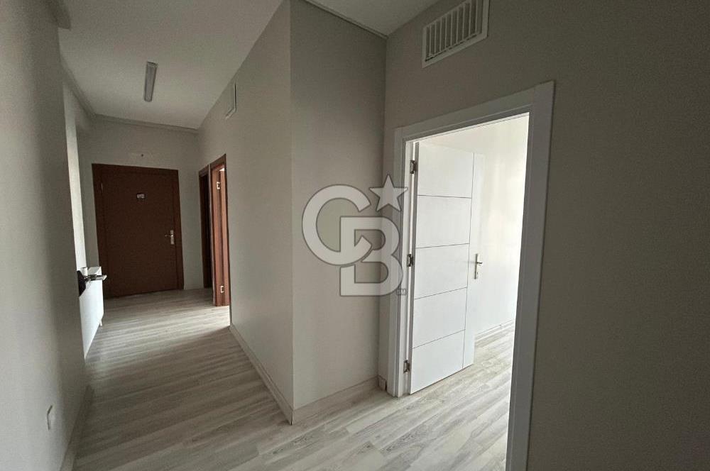Tuzla Hatboyu Caddesinde Belediye karşısı 1+1 Kiralık Ofis